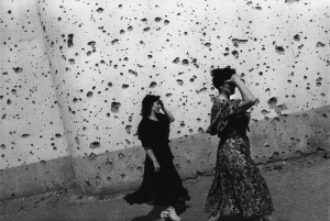 THOMAS DWORZAK, Kavkaz, 1993-1998, Reference silver gelatin prints, Courtesy: Thomas Dworzak / Magnum Photos courtesy Magnum Gallery